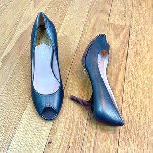 Cole Haan Heels Leather Peep Toe High Heels in Neutral Olive Green (10)